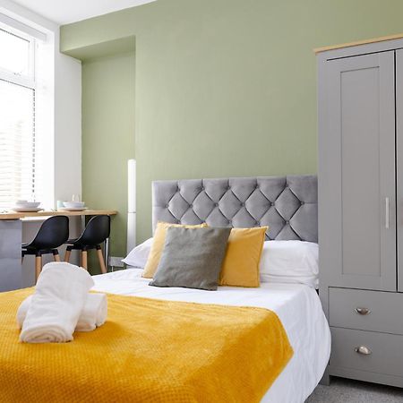 Bay City Studio Apartments Cardiff Dış mekan fotoğraf